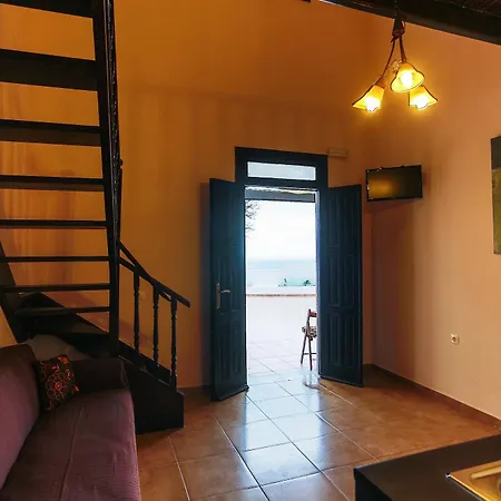 Little Sea View Apartman *