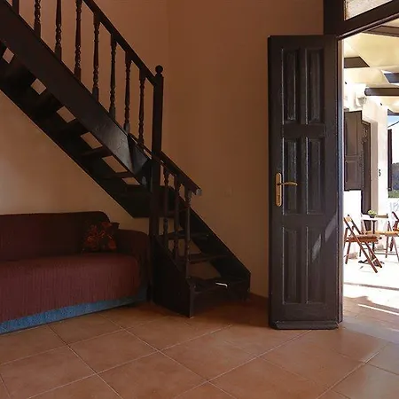 Little Sea View Hotel 3*