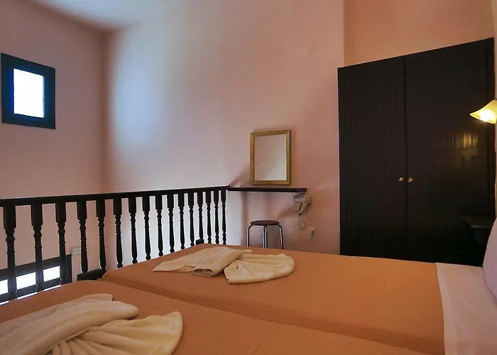 Hotel Little Sea View 3*